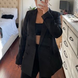 Black oversized blazer